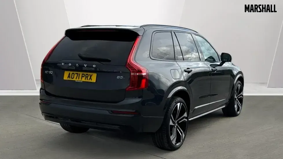 Used Volvo XC90 R-Design 235 HP (172 kW) 2021 Grey SUV