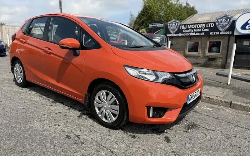 Second-hand Honda Jazz S 102 CP (75 kW) 2017 Hatchback