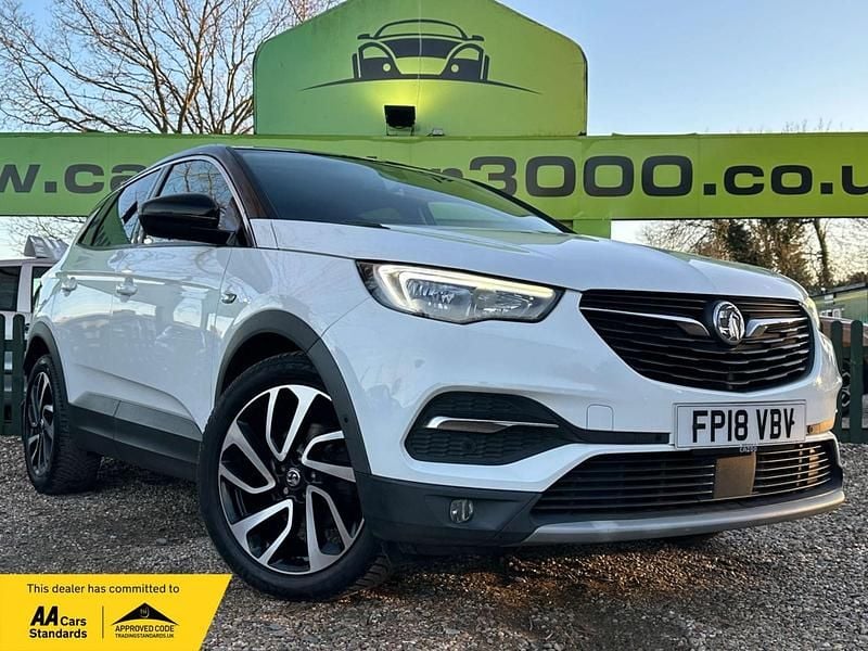 Used Vauxhall Grandland X Elite 120 HP (88 kW) 2018 White SUV