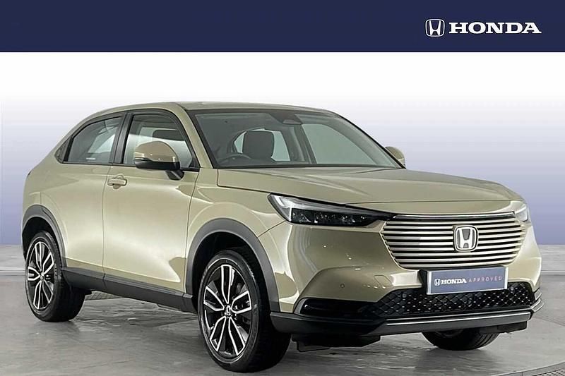 Sand khaki Used 2022 Honda HR-V Elegance SUV | £20,495 (Fair price) - Image 1/4