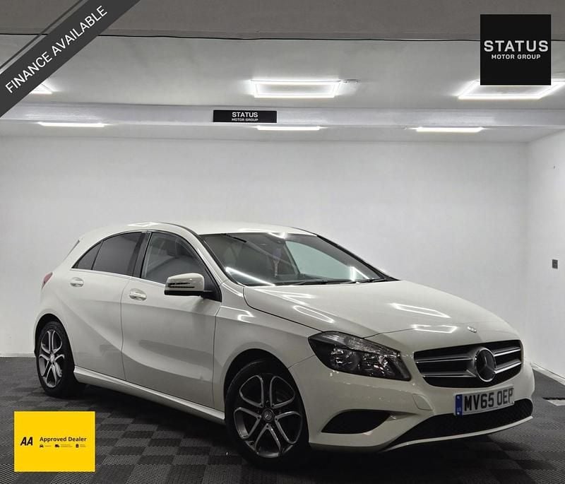 White Used 2015 Mercedes A180 Hatchback | £8,995 (Good price) - Image 1/4