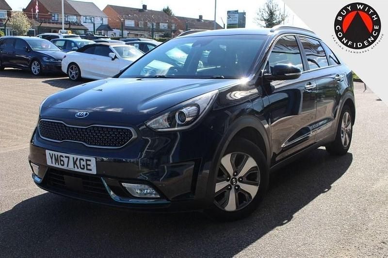 Begagnad Kia Niro 139 HK (102 kW) 2018 Blå SUV