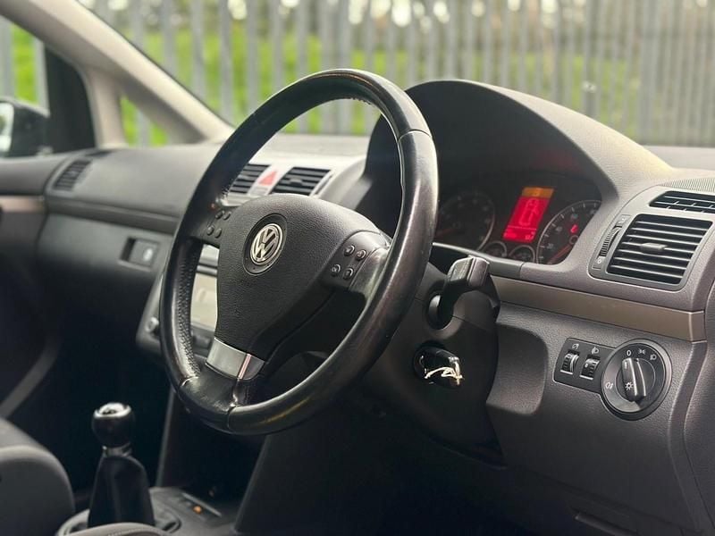Used VW Touran Match 2010 Black MPV