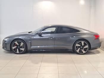 Begagnad Audi e-tron GT quattro Comfort 475 kW (646 HK) 2021 Grå Sedan