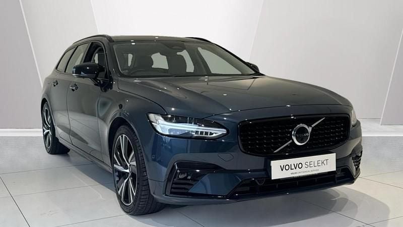 Denim blue Used 2022 Volvo V90 Plus Estate | £28,105 (Good price) - Image 1/4