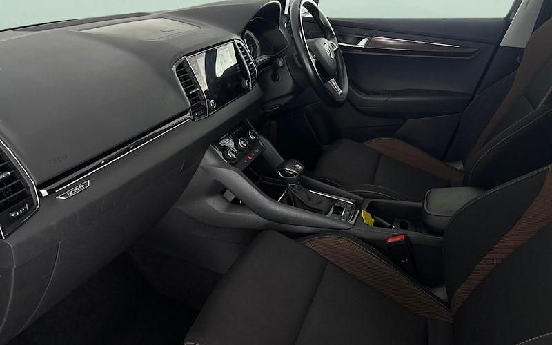 Used Skoda Karoq Scout 4x4 150 HP (110 kW) 2020 Grey SUV