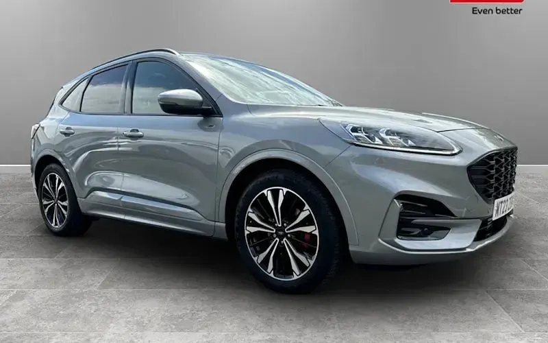 Usado Ford Kuga ST-Line X 190 HP (139 kW) 2023 SUV