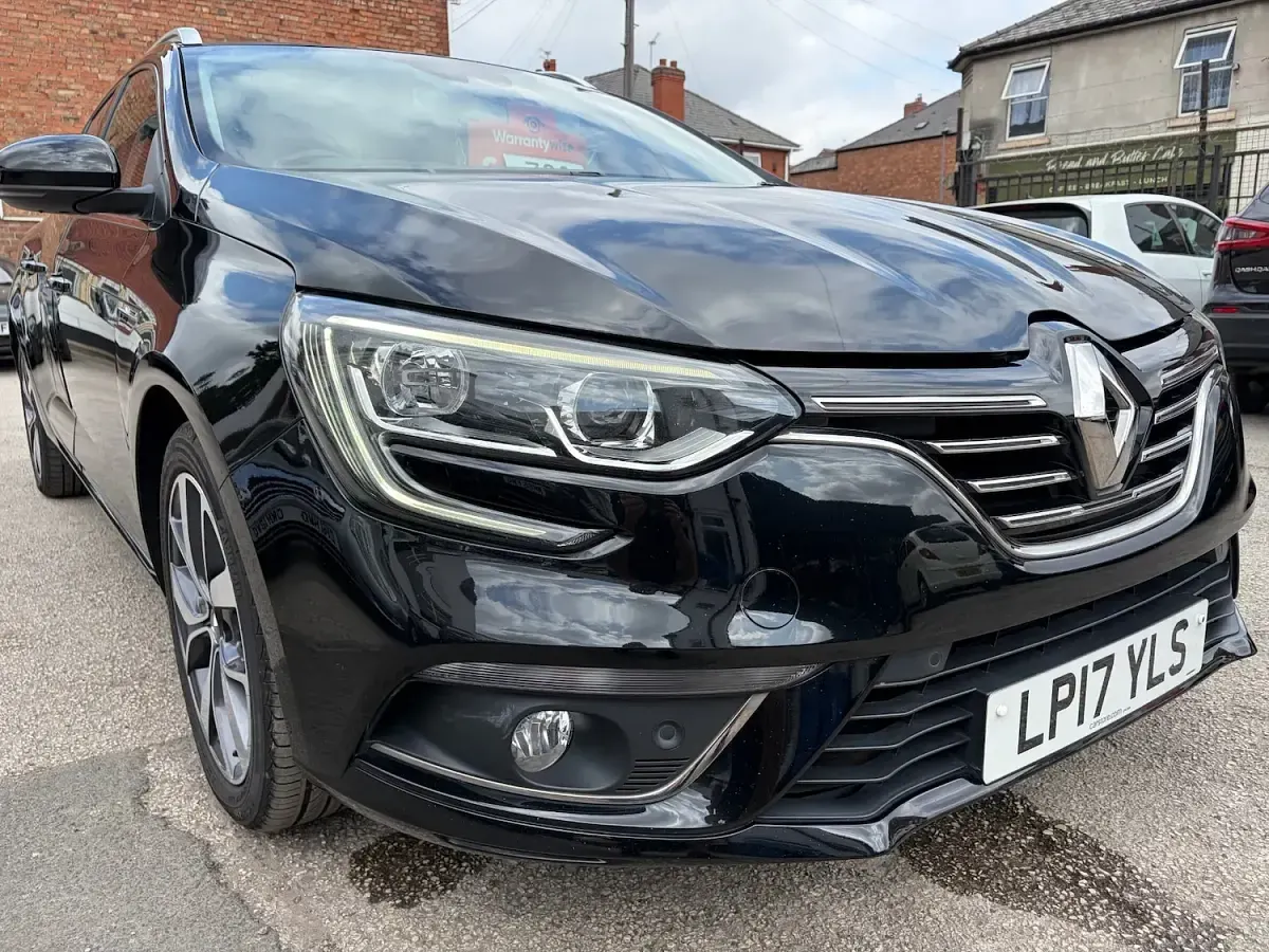 Used Renault Mégane GrandTour Dynamique 2017 Black Estate