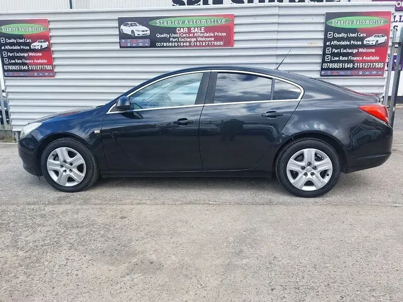 Used Vauxhall Insignia 2010 Black Hatchback
