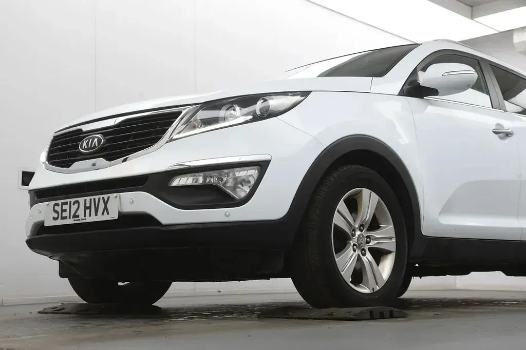 Used Kia Sportage 133 HP (97 kW) 2012 White SUV