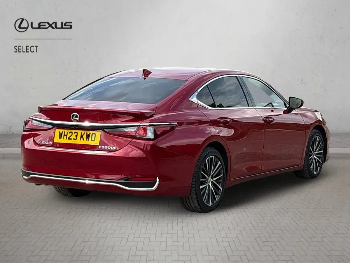 Used Lexus ES300H 2023 Red Sedan