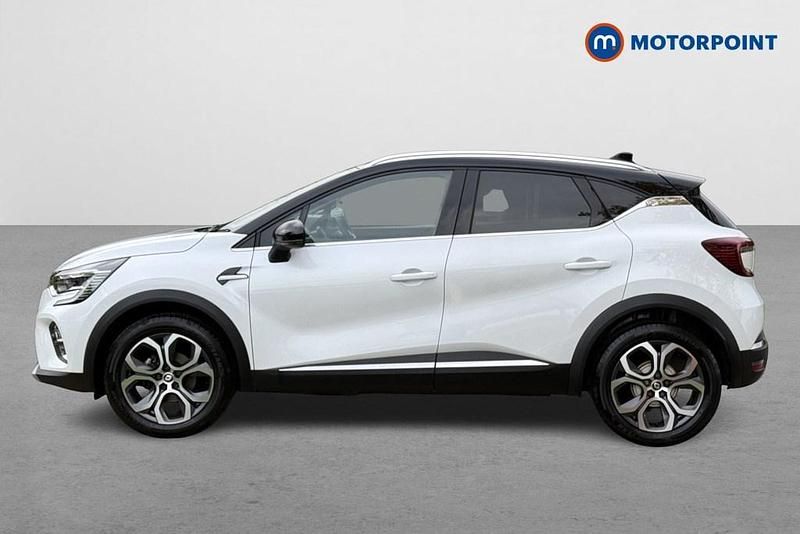 Used Renault Captur Techno 91 HP (66 kW) 2023 White/black SUV