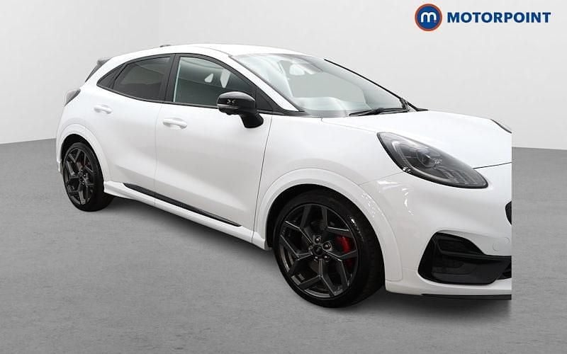 Used 2025 Ford Puma Gen-E ST Hatchback | £24,849 (A bit pricey) - Image 1/4