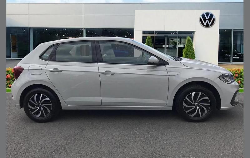 Used VW Polo Life 79 HP (58 kW) 2023 Grey Hatchback