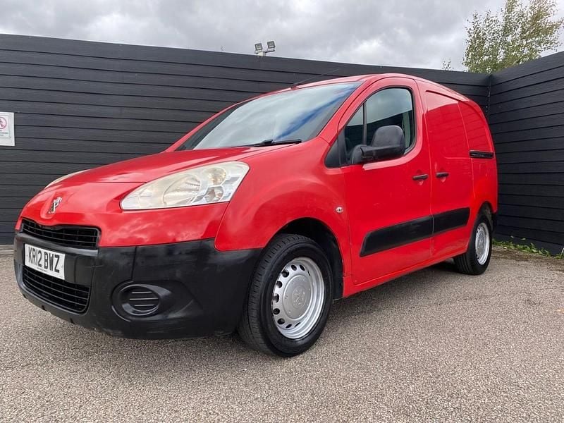 Red Used 2012 Peugeot Partner S MPV | £2,995 (Good price) - Image 1/4
