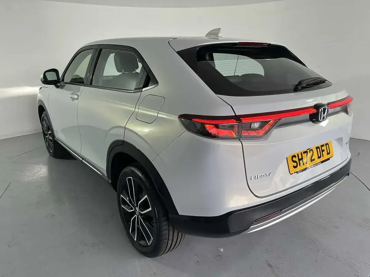 Used Honda HR-V Advance 131 HP (96 kW) 2022 White SUV