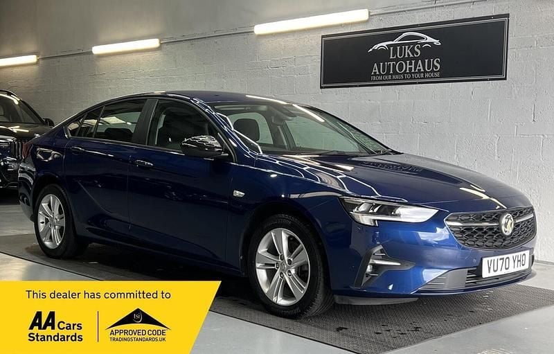 Blue Used 2021 Vauxhall Insignia Hatchback | £9,695 (Good price) - Image 1/4
