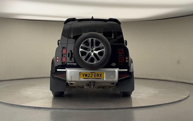 Usado Land Rover Defender S 400 CV (294 kW) 2022 Negro SUV