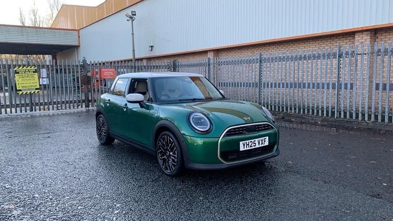 Green Used 2025 Mini Cooper Hatch Hatchback | £28,945 - Image 1/4