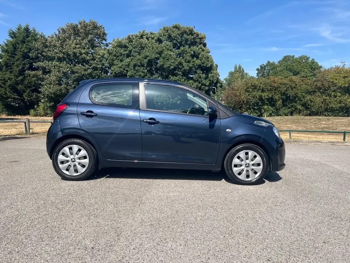 Used Citroën C1 Feel 68 HP (50 kW) 2017 Blue Hatchback