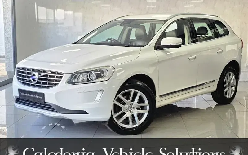 Used Volvo XC60 SE Lux 220 HP (161 kW) 2017 White SUV