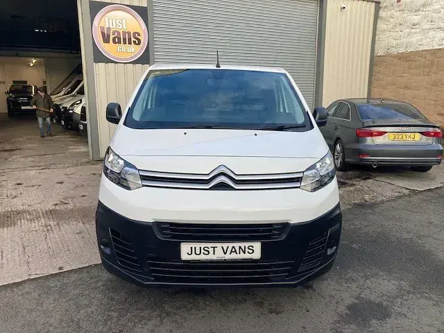 Używany Citroën Dispatch 100 KM (73 kW) 2019 Biały Minivan