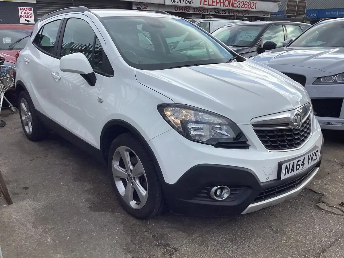 Used Vauxhall Mokka 115 HP (84 kW) 2014 White SUV