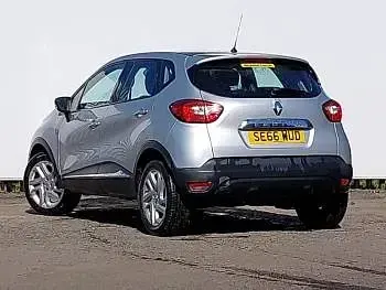 Used Renault Captur Dynamique 90 HP (66 kW) 2017 Silver SUV