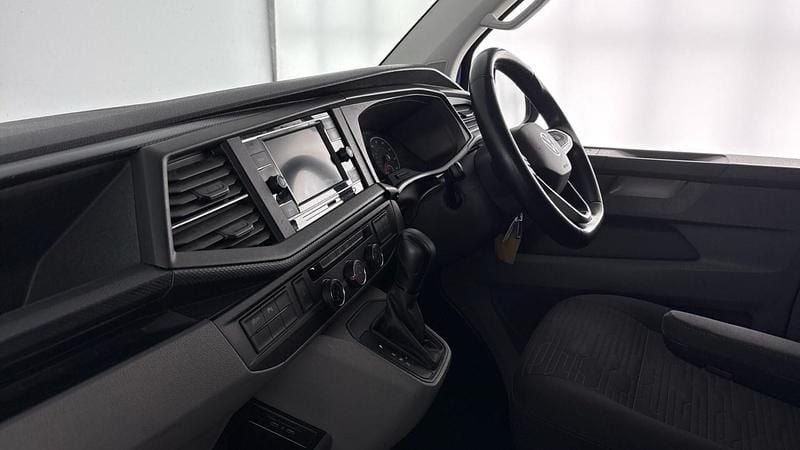 Used VW Shuttle SE 150 HP (110 kW) 2021 Blue MPV