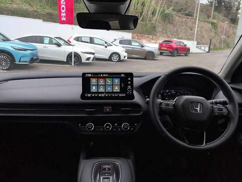 New Honda ZR-V Elegance 184 HP (135 kW) 2025 White SUV