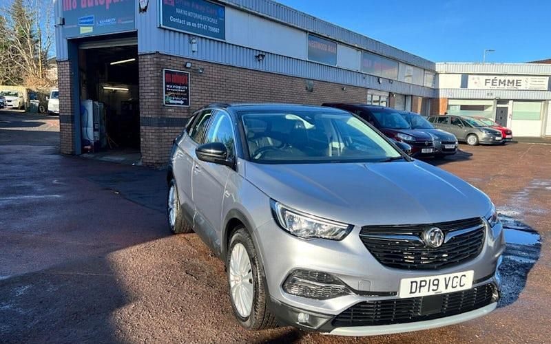Used Vauxhall Grandland X Sport 131 HP (96 kW) 2019 SUV