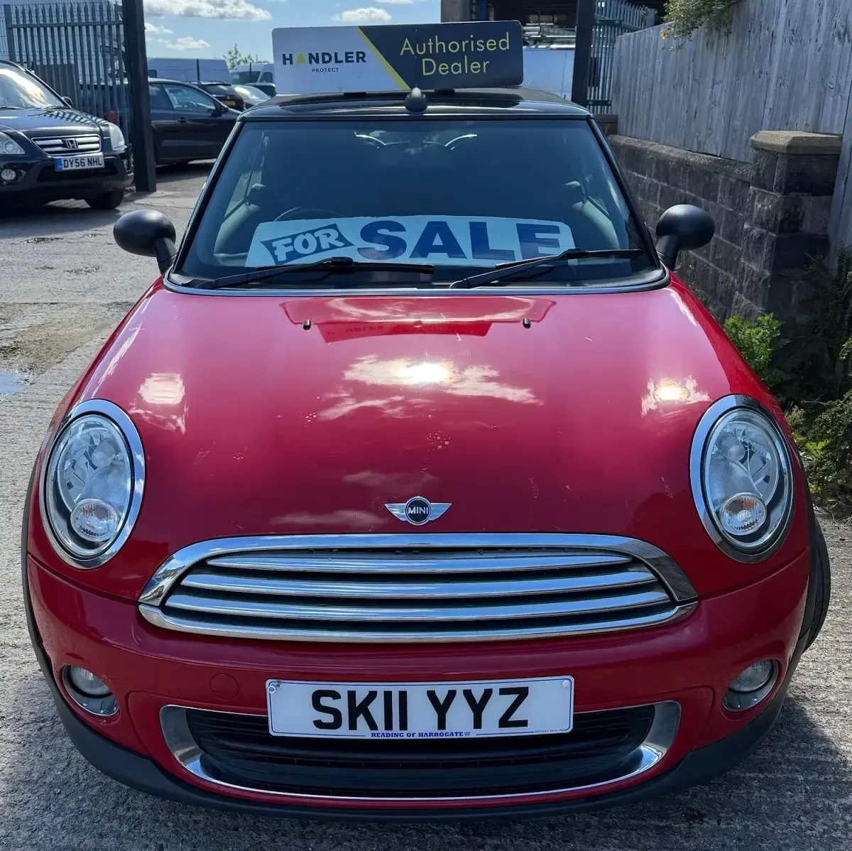Used Mini ONE 98 HP (72 kW) 2011 Red Hatchback