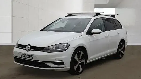 Używany VW Golf VII SE 115 KM (84 kW) 2018 Biały Kombi