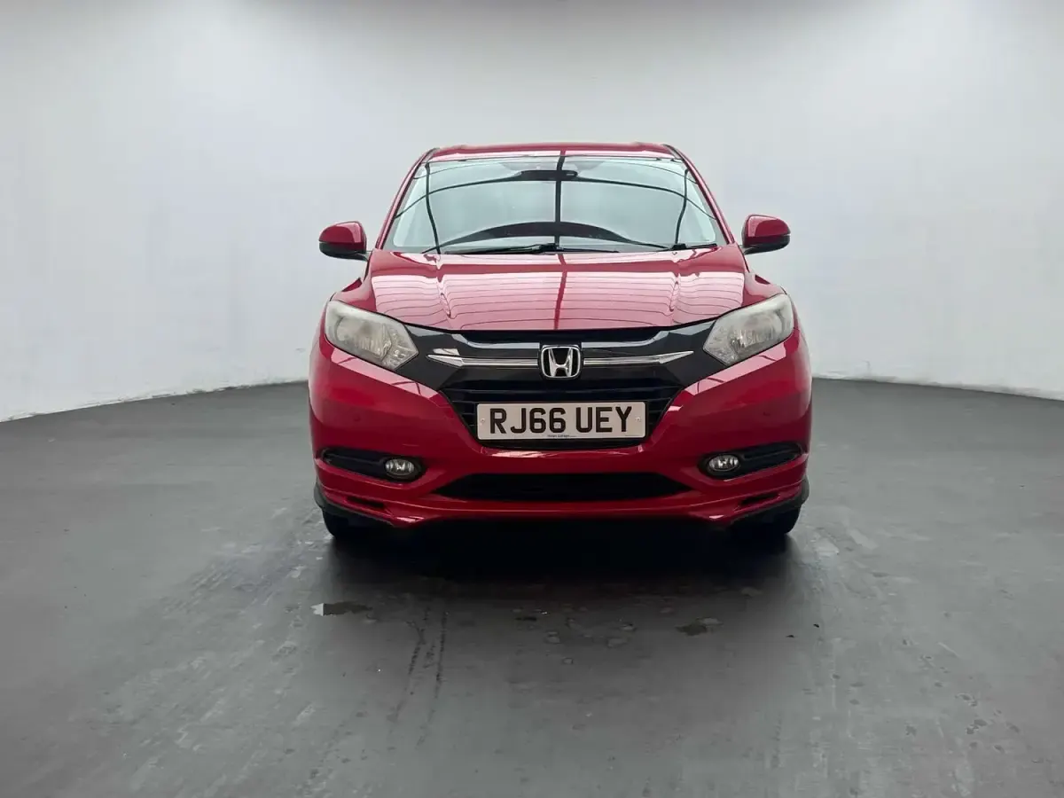 Used Honda HR-V SE 2016 Red SUV
