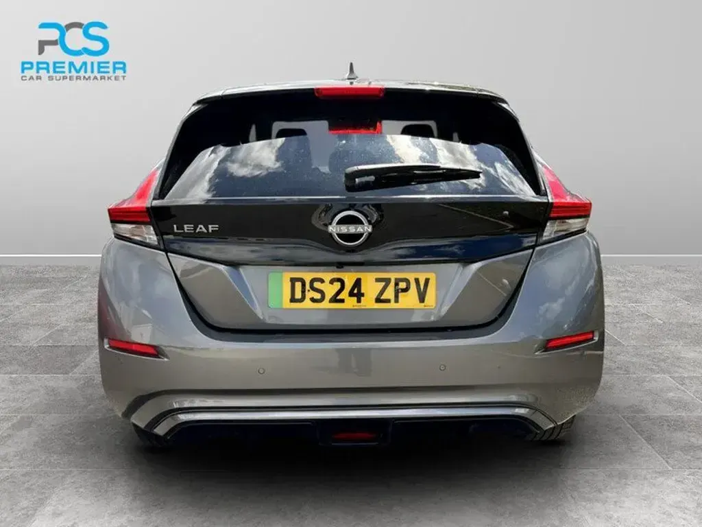Used Nissan Leaf Tekna 50 kW (68 HP) 2024 Grey Hatchback