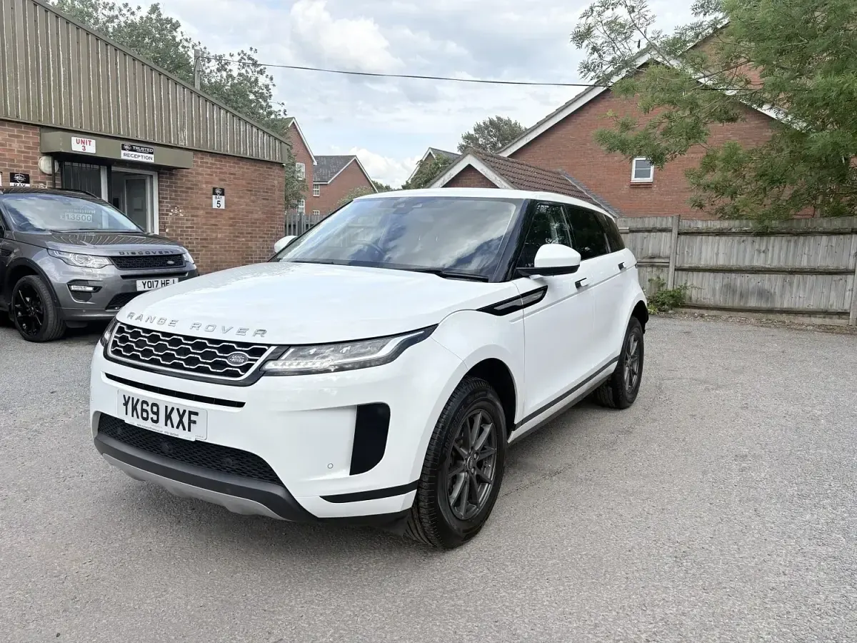 Used Land Rover Range Rover evoque 2019 White SUV