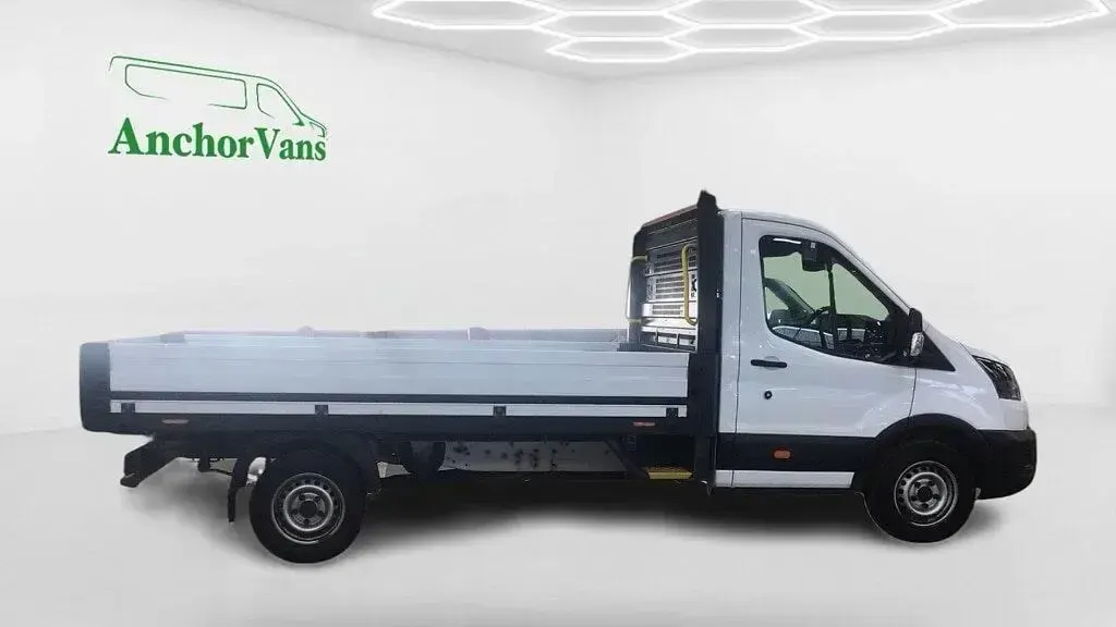 Second-hand Ford Transit 130 CP (95 kW) 2024 Alb Cabrio
