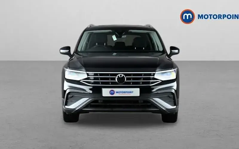 Used VW Tiguan Allspace Life 150 HP (110 kW) 2023 Black SUV