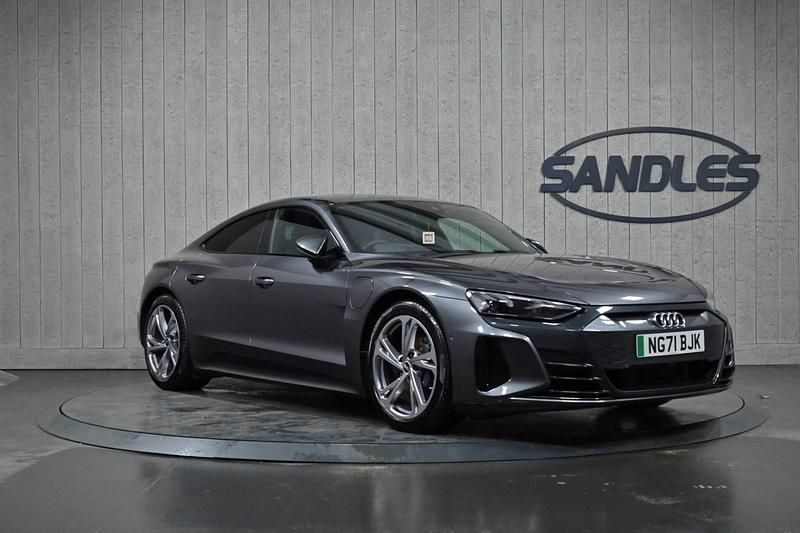 Used Audi e-tron GT quattro Comfort 389 kW (530 HP) 2021 Grey Sedan