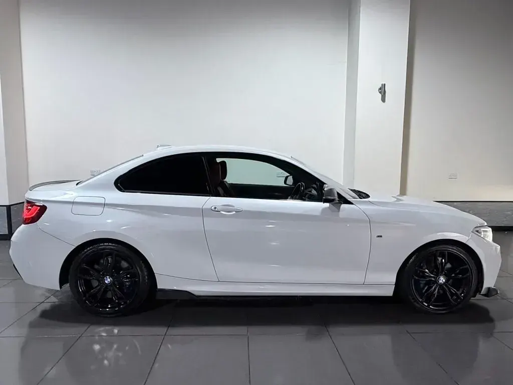 Used BMW M235 Comfort Edition 2014 White Coupe
