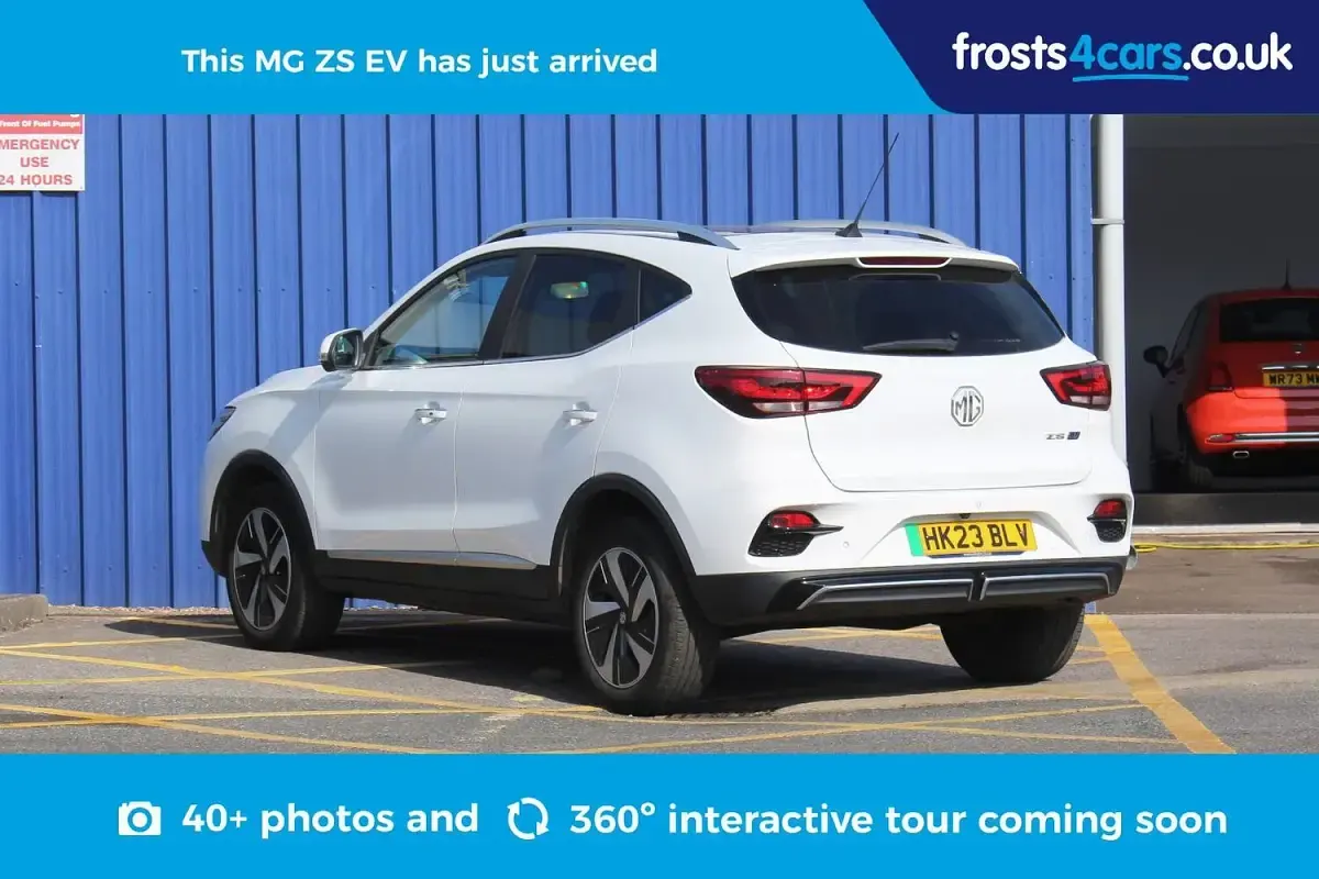 Used MG ZS Trophy 130 kW (177 HP) 2023 White SUV