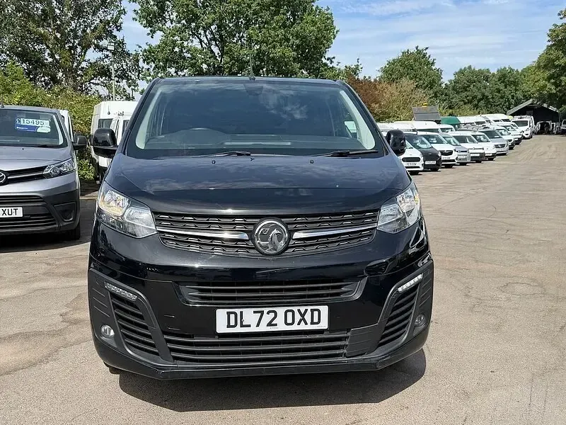 Used Vauxhall Vivaro 150 HP (110 kW) 2023 Black MPV