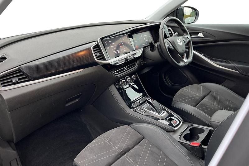 White Used 2023 Vauxhall Grandland X Ultimate SUV | £20,500 (A bit pricey) - Image 1/4