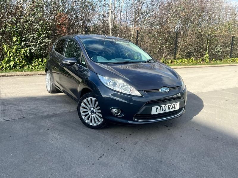Used Ford Fiesta Titanium 2010 Grey Hatchback