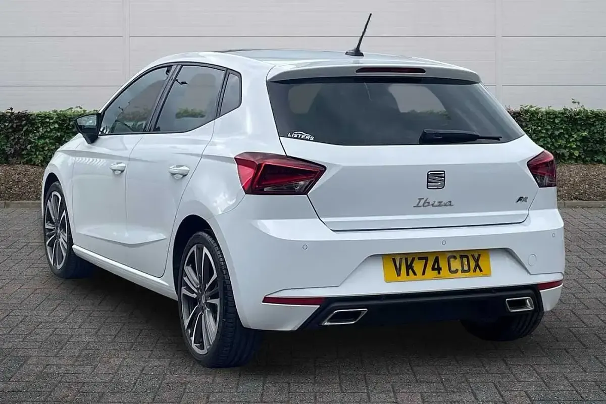 Used Seat Ibiza 2024 White Hatchback