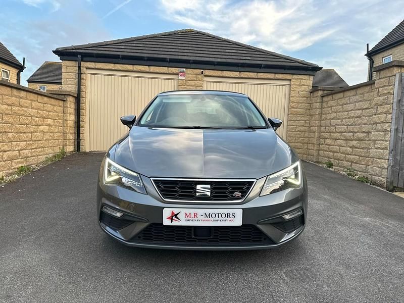 Used Seat Leon FR 125 HP (91 kW) 2017 Grey Hatchback