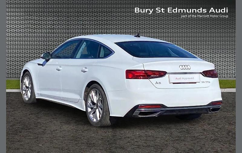 Used Audi A5 Sportback Sport 147 HP (108 kW) 2023 White Hatchback
