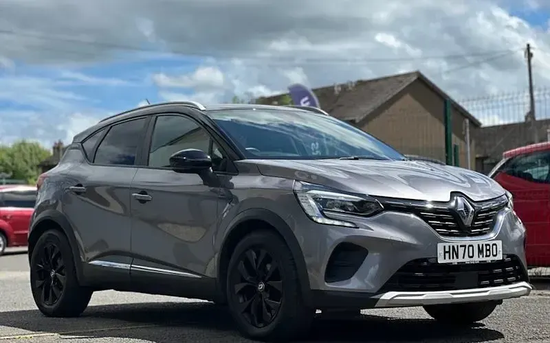 Used Renault Captur Iconic 101 HP (74 kW) 2020 SUV