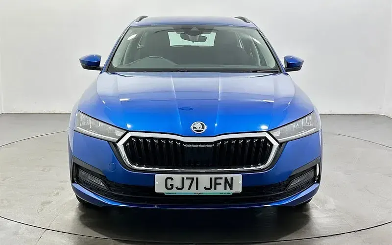 Used Skoda Octavia SE 110 HP (80 kW) 2023 Estate
