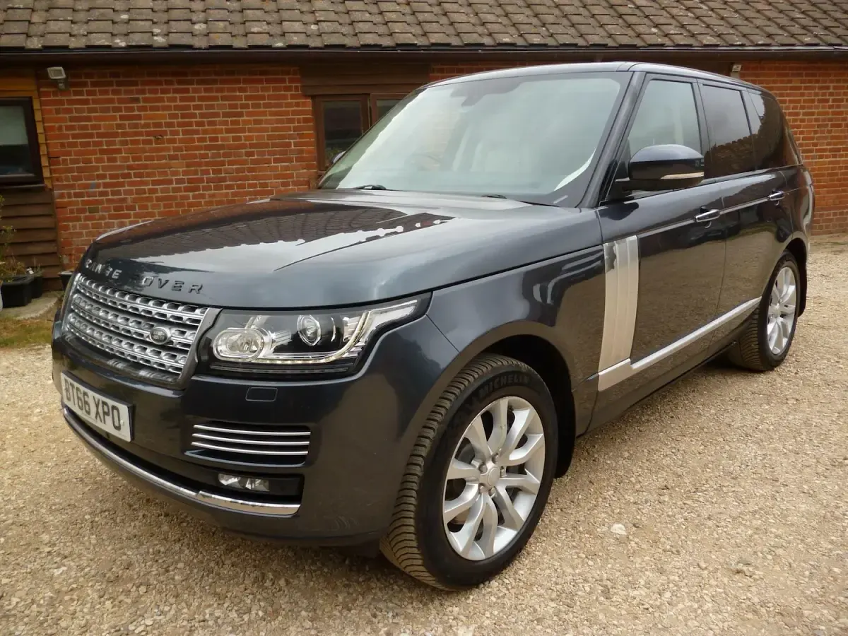 Used Land Rover Range Rover Autobiography 339 HP (249 kW) 2016 Grey SUV